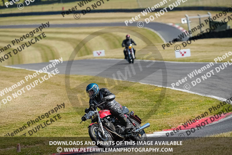 cadwell park;cadwell park photographs;cadwell trackday photographs;enduro digital images;event digital images;eventdigitalimages;peter wileman photography;racing digital images;trackday digital images;trackday photos